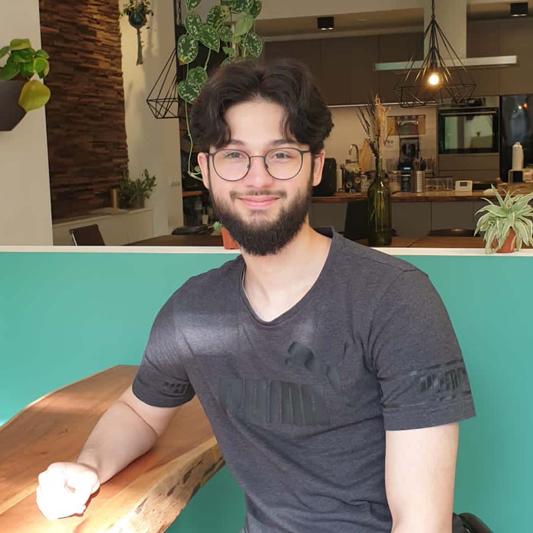 Ugur, personal trainer en sportfysiotherapeut bij BeyondFit